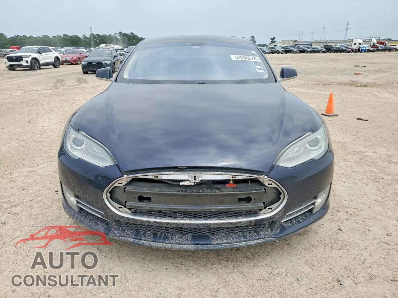 TESLA MODEL S 2013 - 5YJSA1CG2DFP04017