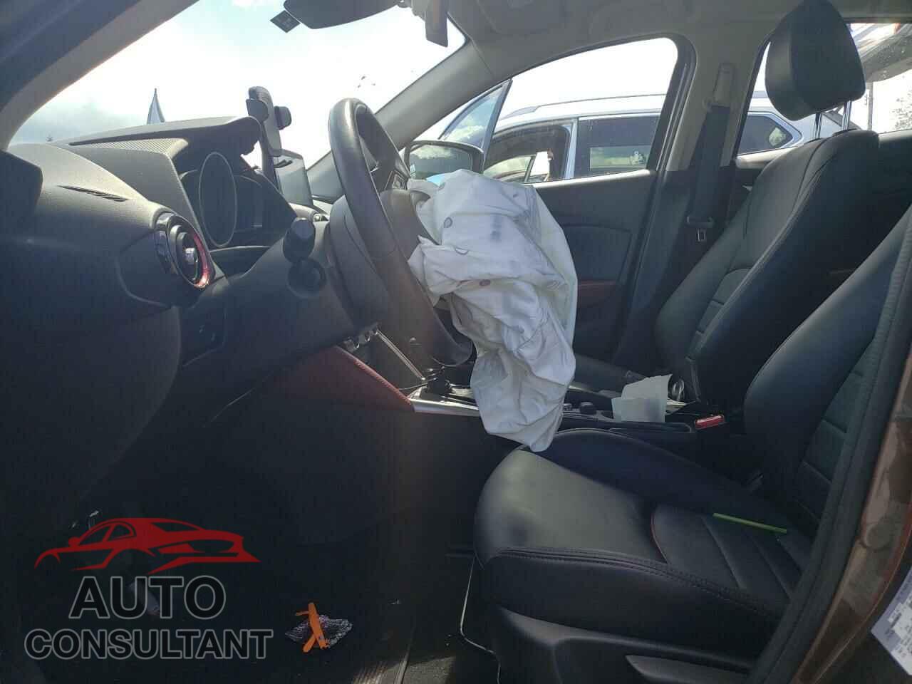 MAZDA CX-3 2018 - JM1DKFC71J0313891