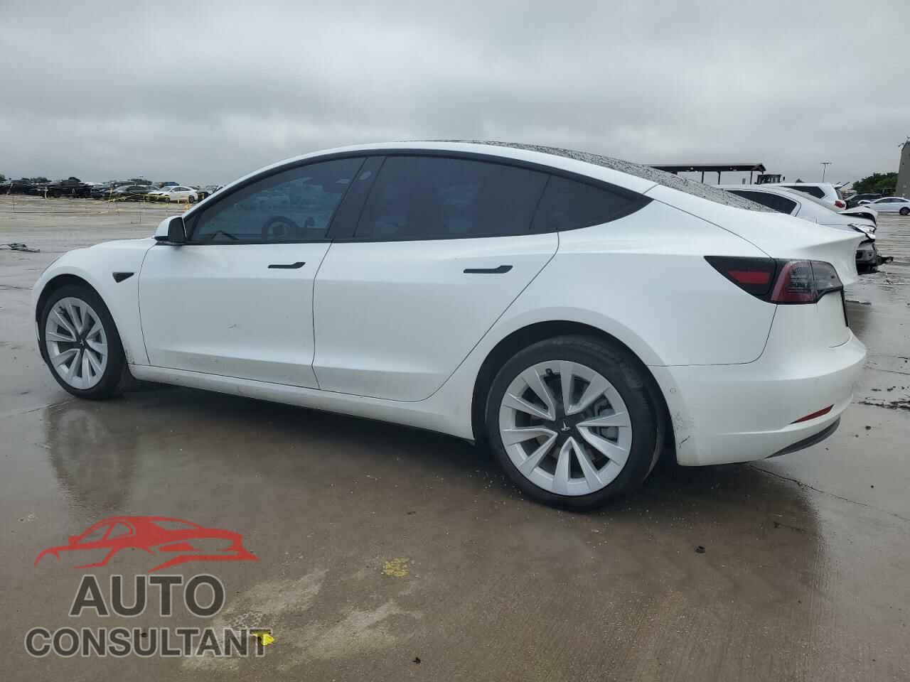 TESLA MODEL 3 2022 - 5YJ3E1EA3NF208212