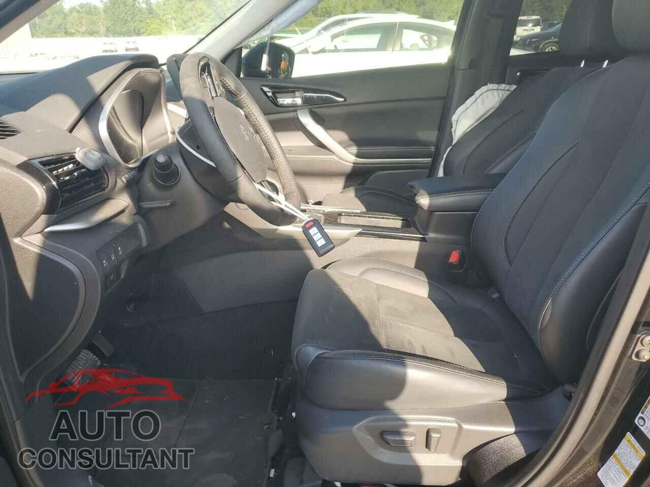 MITSUBISHI ECLIPSE 2024 - JA4ATWAA7RZ032601