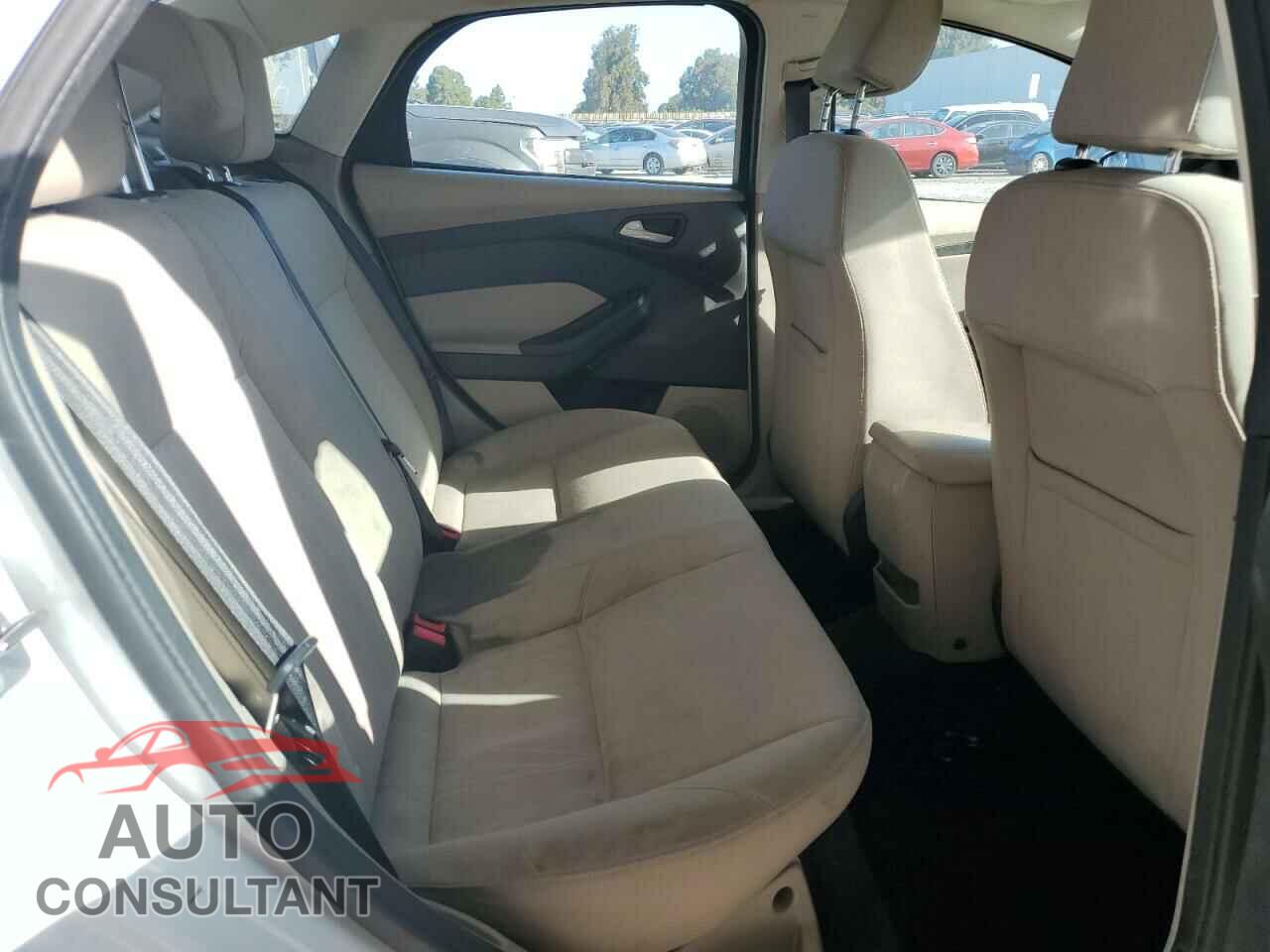 FORD FOCUS 2016 - 1FADP3F27GL365166