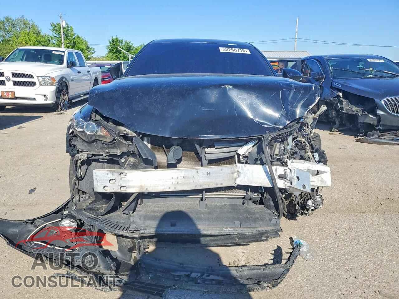 LEXUS IS 2015 - JTHCF1D29F5022957