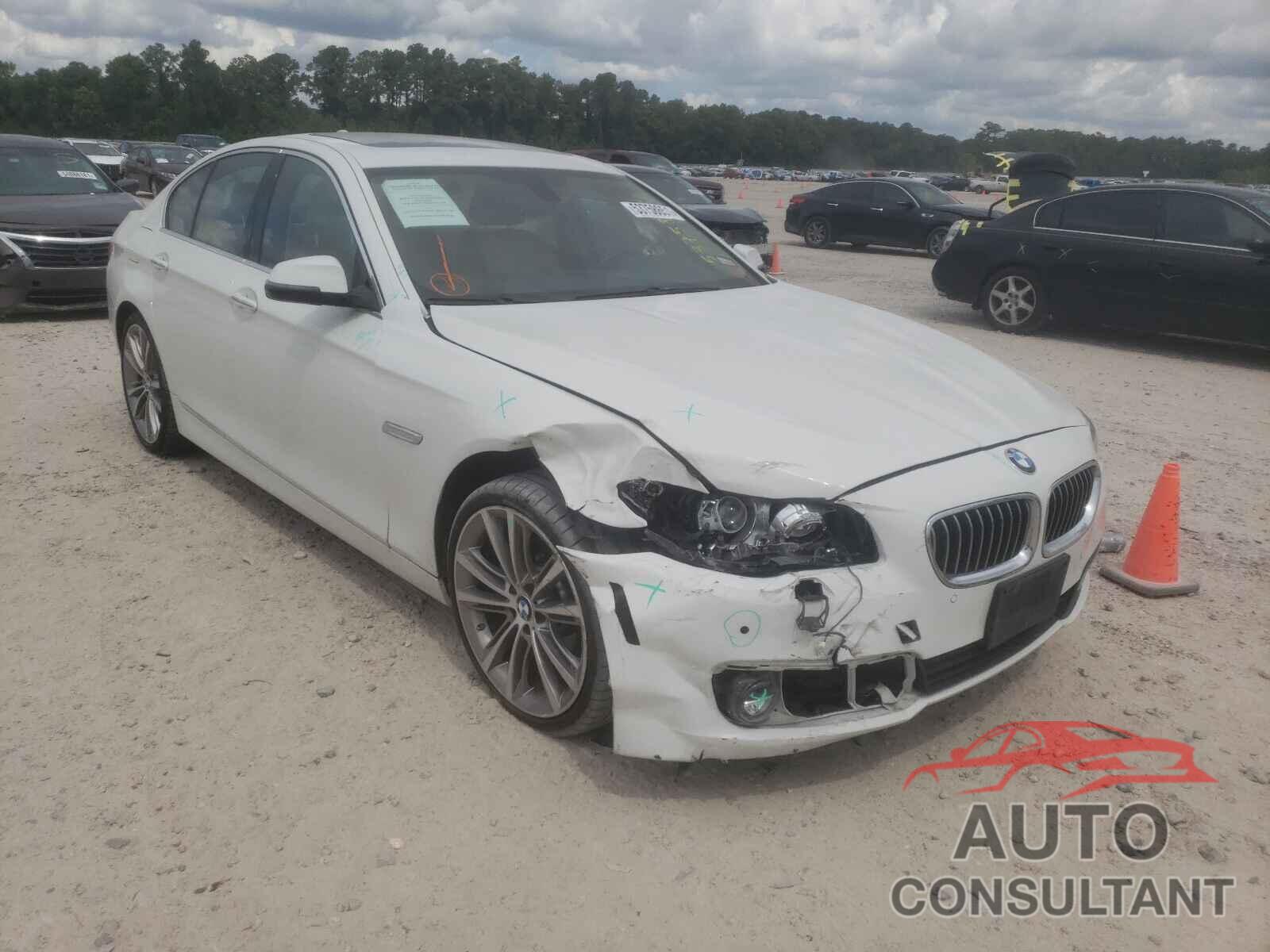 BMW 5 SERIES 2016 - WBA5A5C52GG353135