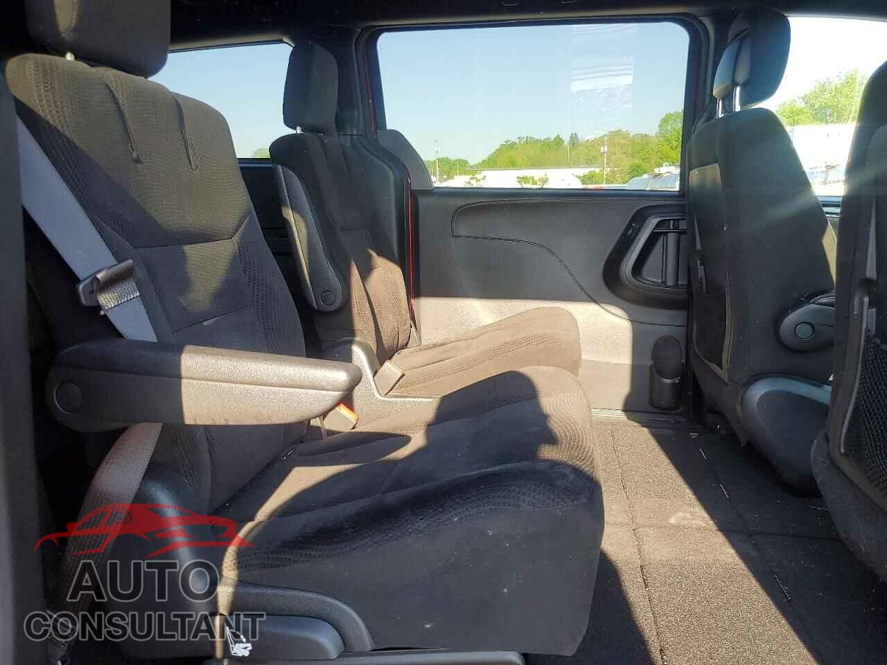 DODGE CARAVAN 2017 - 2C4RDGBG1HR655462