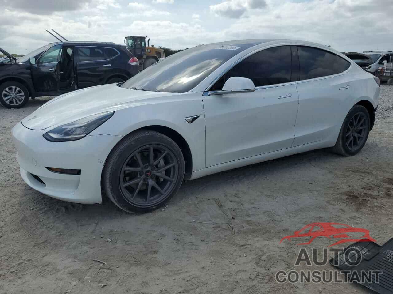 TESLA MODEL 3 2020 - 5YJ3E1EA9LF613746