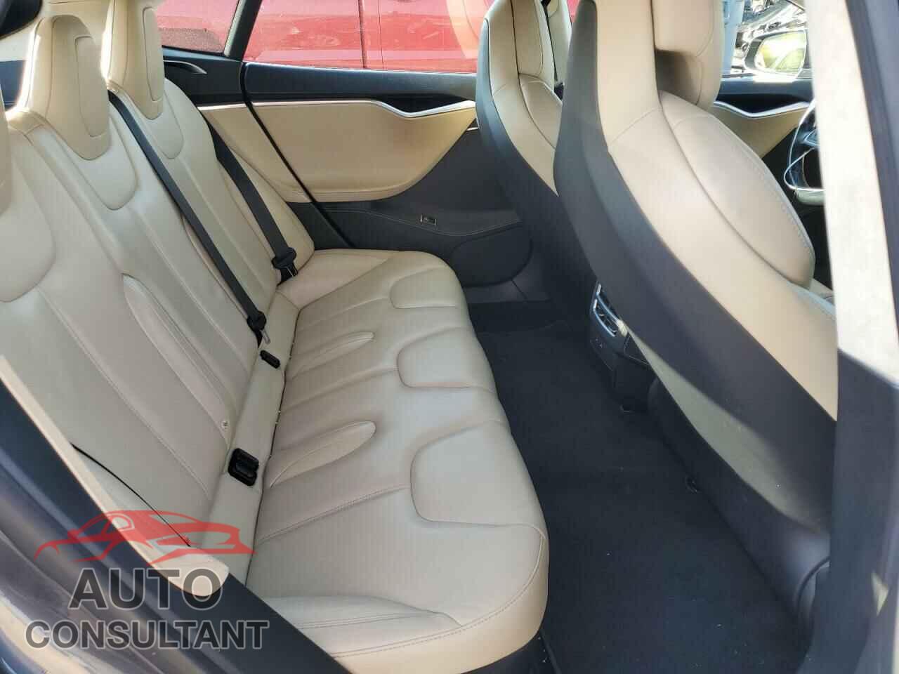 TESLA MODEL S 2017 - 5YJSA1E21HF199451