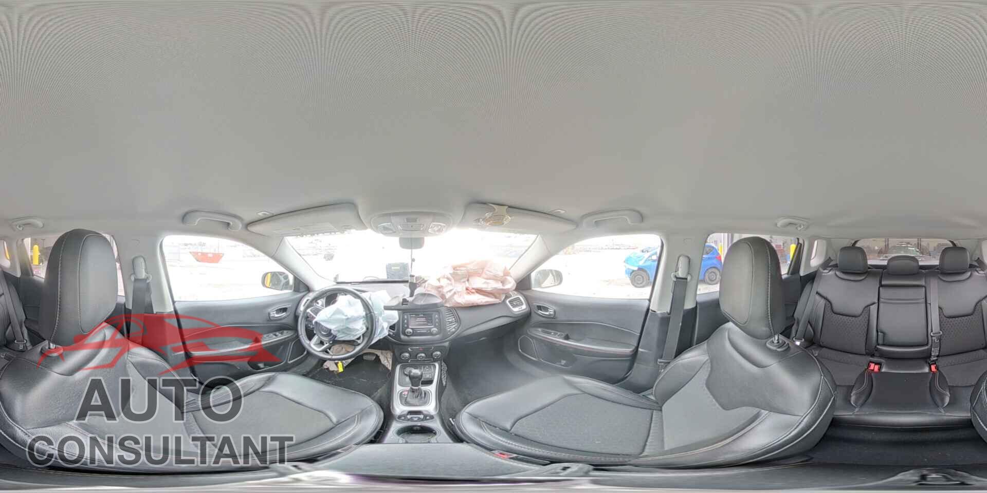JEEP COMPASS 2018 - 3C4NJDBB0JT400251