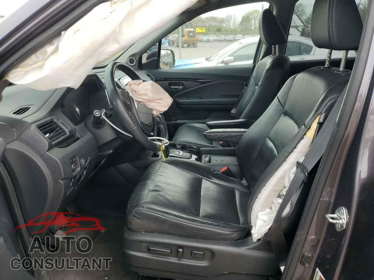 HONDA PILOT 2017 - 5FNYF5H97HB039702