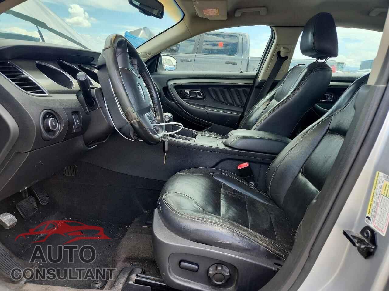 FORD TAURUS 2011 - 1FAHP2EW0BG185304