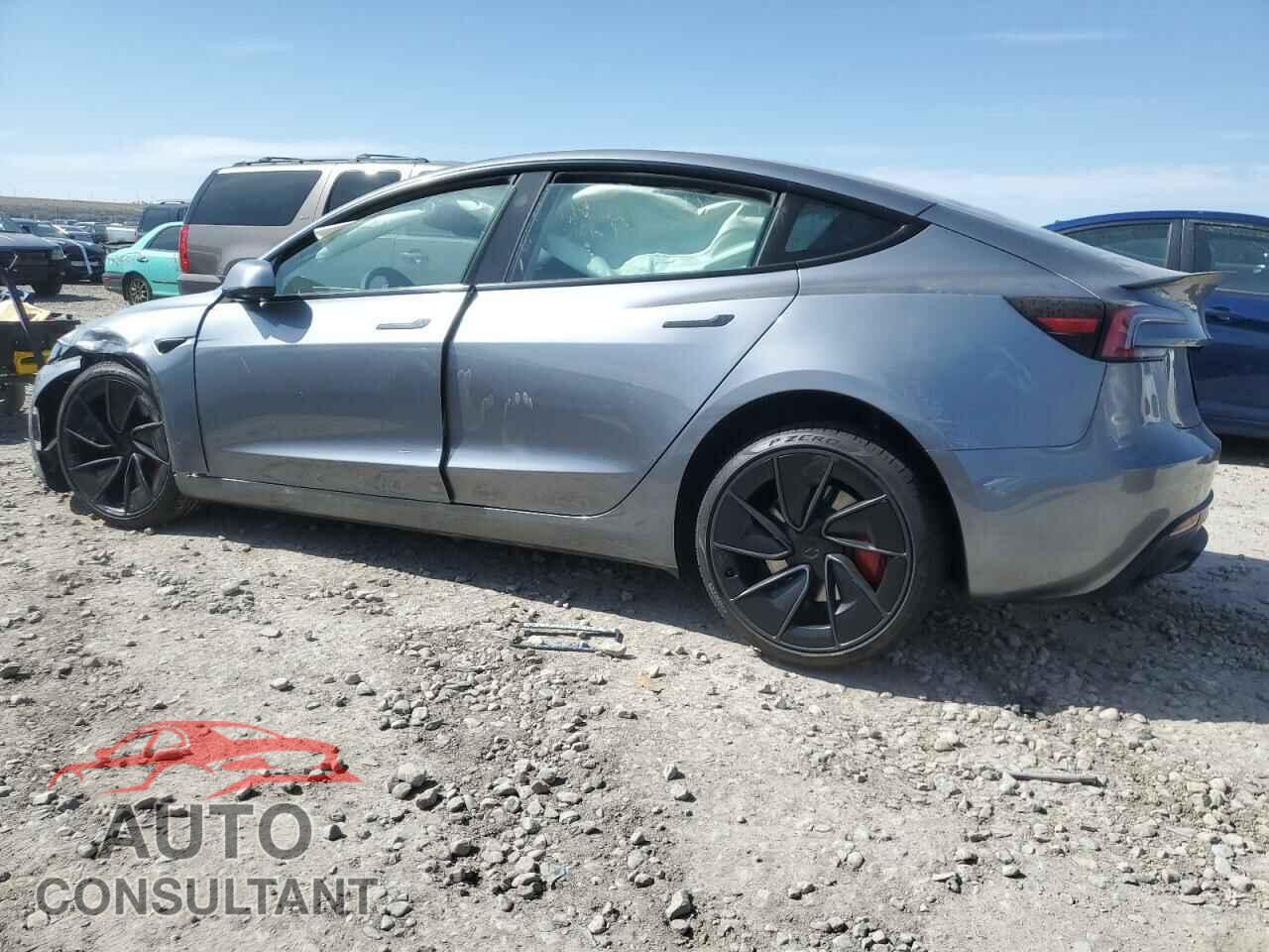 TESLA MODEL 3 2024 - 5YJ3E1ET2RF899367