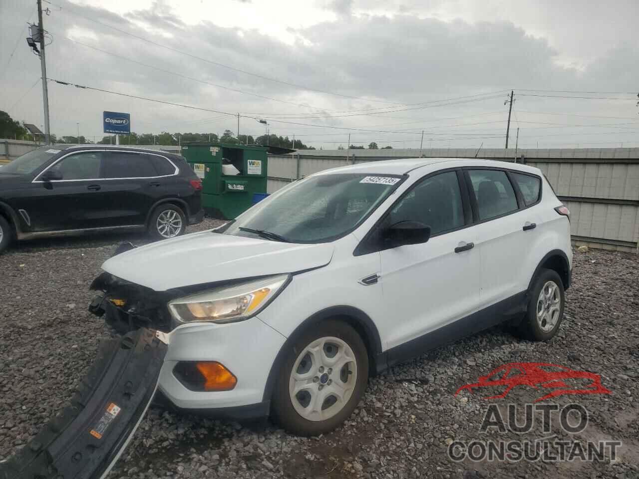 FORD ESCAPE 2017 - 1FMCU0F70HUA52072