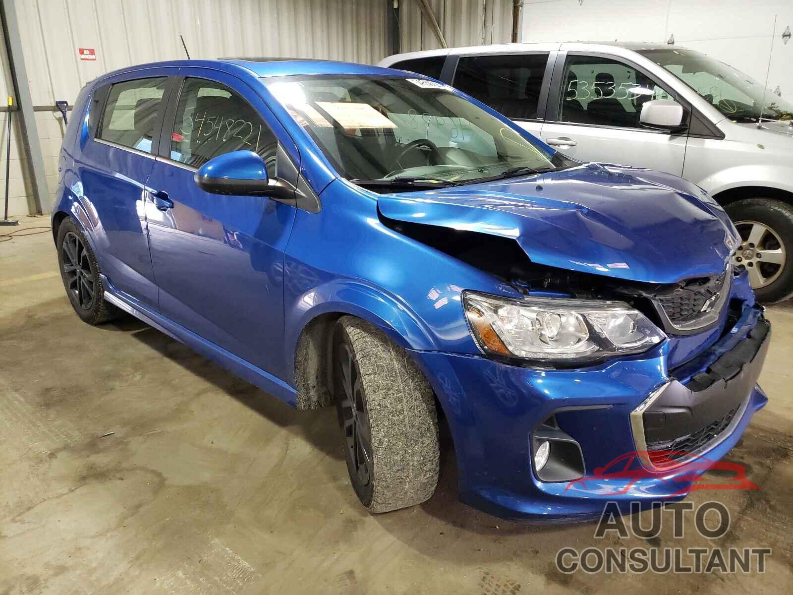 CHEVROLET SONIC 2018 - 1G1JD6SB9J4118285