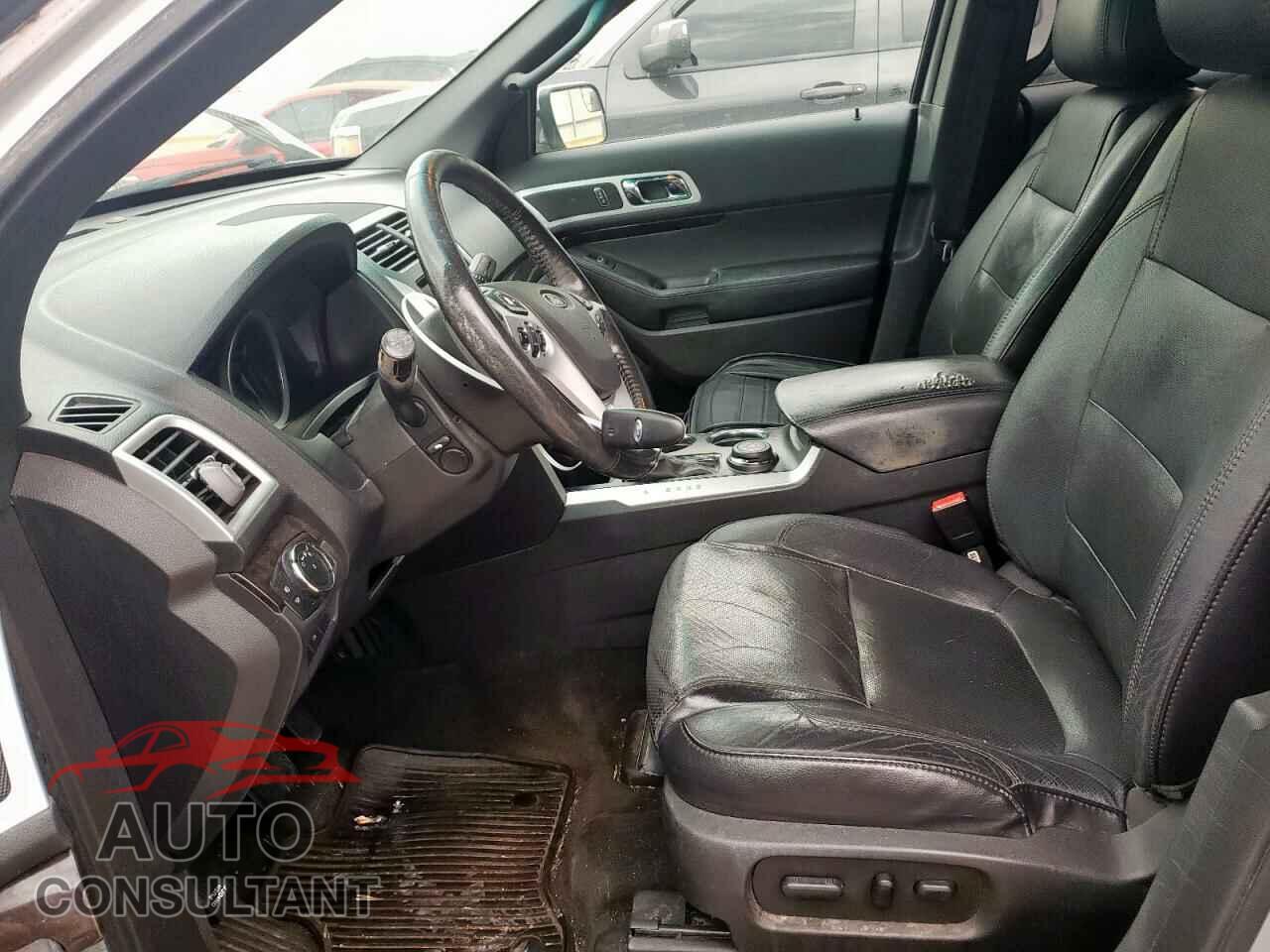 FORD EXPLORER 2013 - 1FM5K8F8XDGA36914