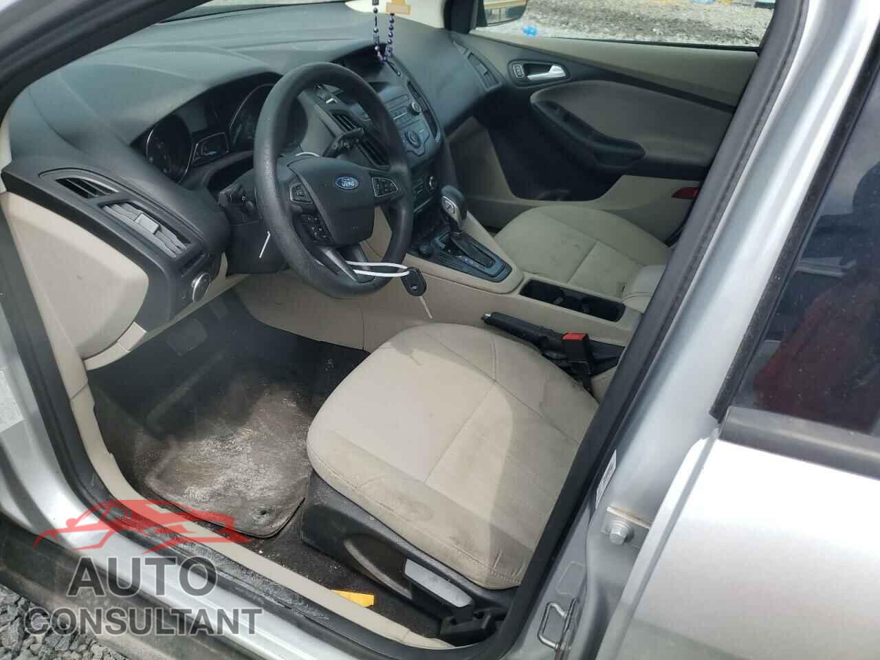 FORD FOCUS 2018 - 1FADP3F27JL250591