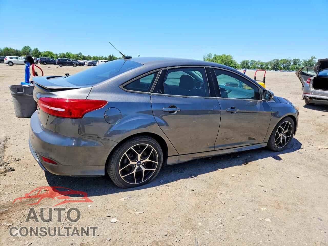 FORD FOCUS 2015 - 1FADP3F2XFL253072