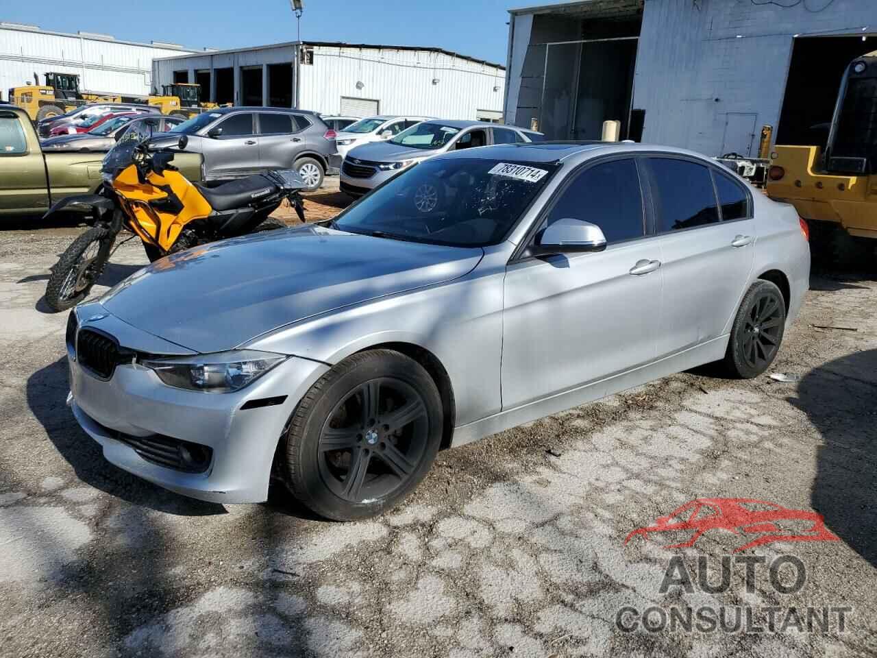 BMW 3 SERIES 2013 - WBA3C3C52DF982806