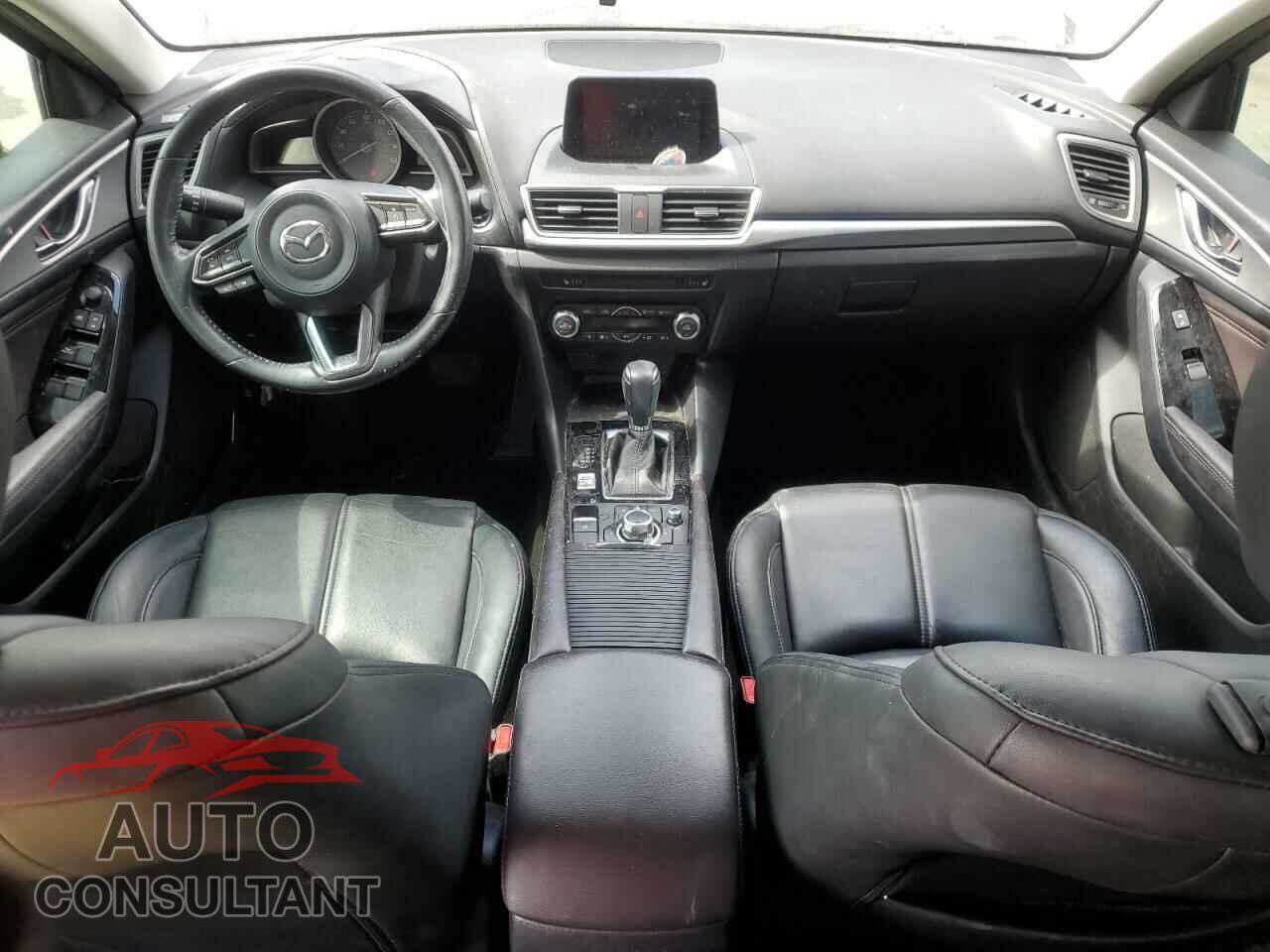 MAZDA 3 2017 - 3MZBN1L75HM118317