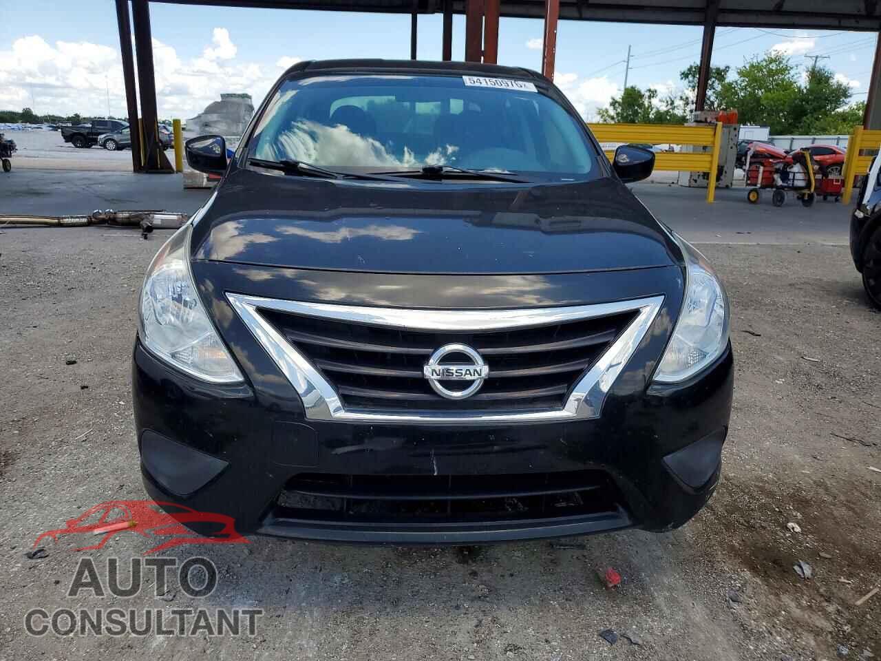 NISSAN VERSA 2017 - 3N1CN7AP3HL819427