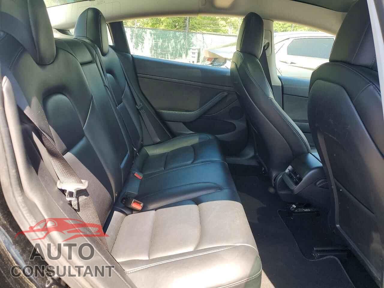 TESLA MODEL 3 2022 - 5YJ3E1EB5NF191003