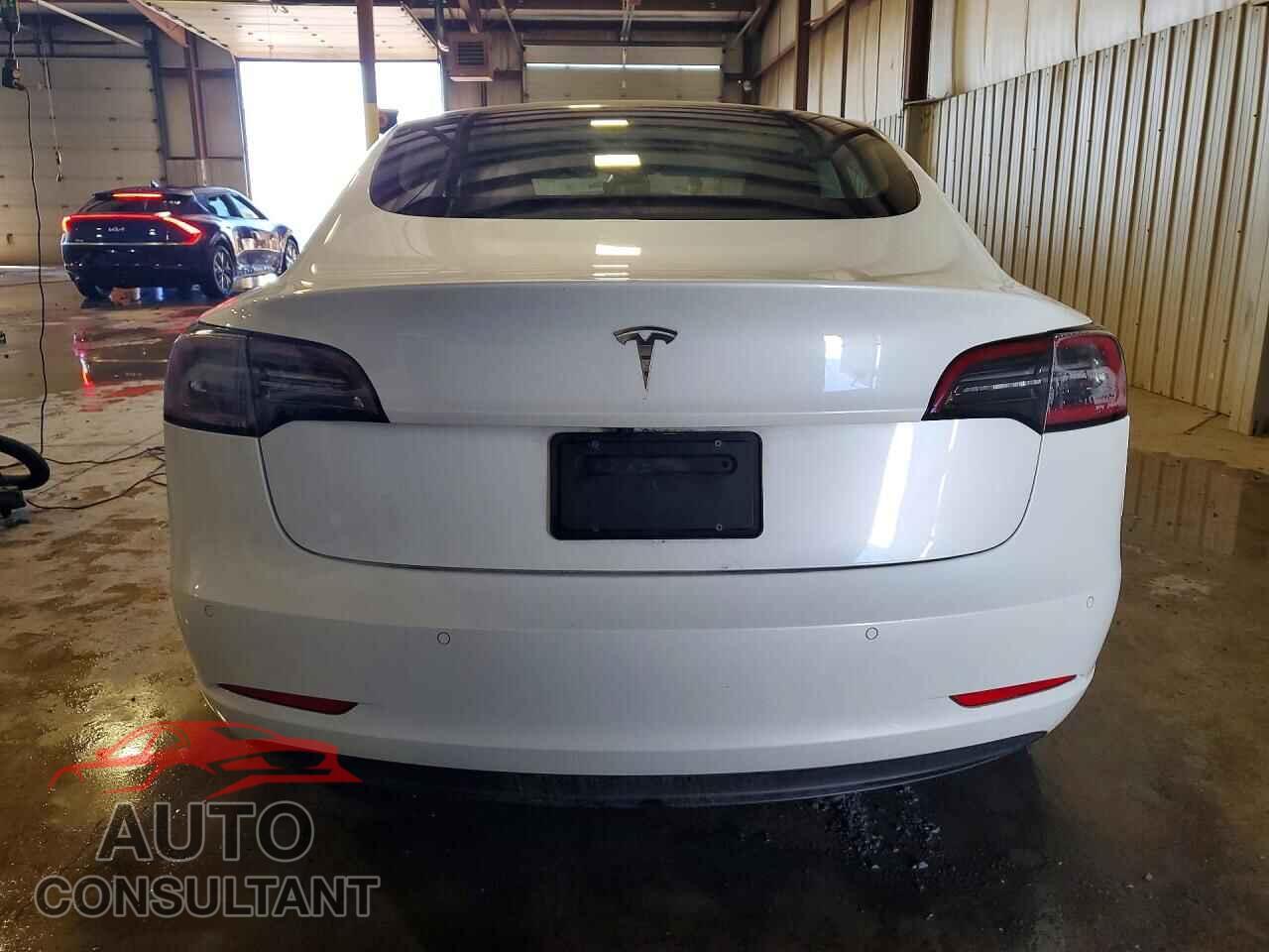 TESLA MODEL 3 2020 - 5YJ3E1EB3LF793721