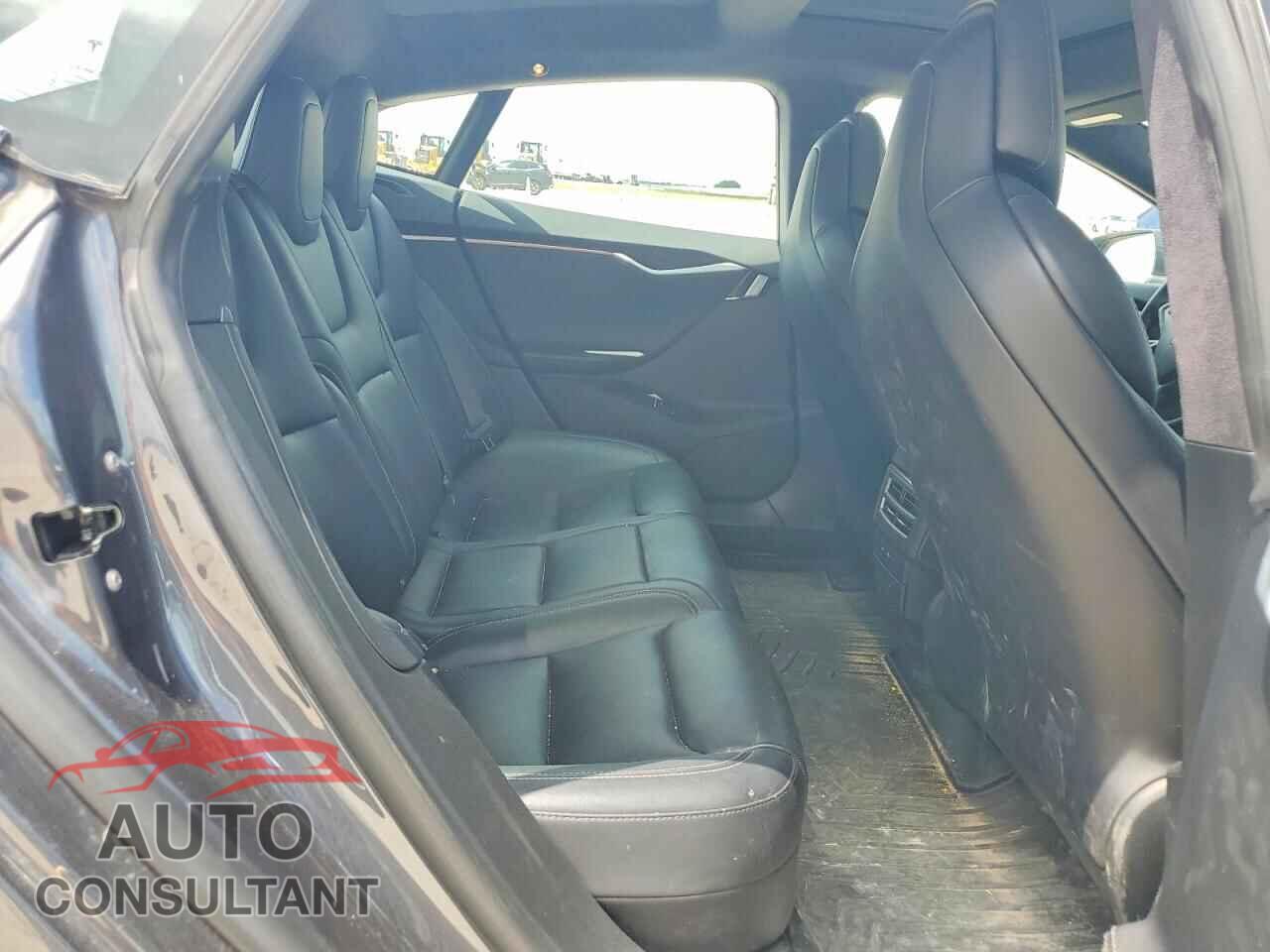 TESLA MODEL S 2018 - 5YJSA1E41JF287665