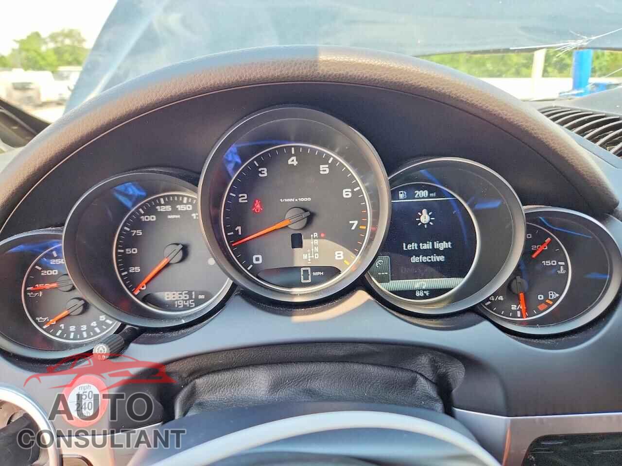 PORSCHE CAYENNE 2017 - WP1AA2A29HKA80782