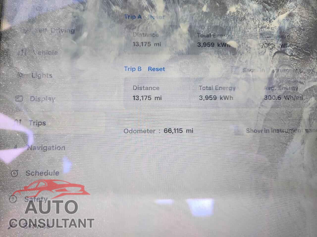 TESLA MODEL S 2019 - 5YJSA1E28KF305109