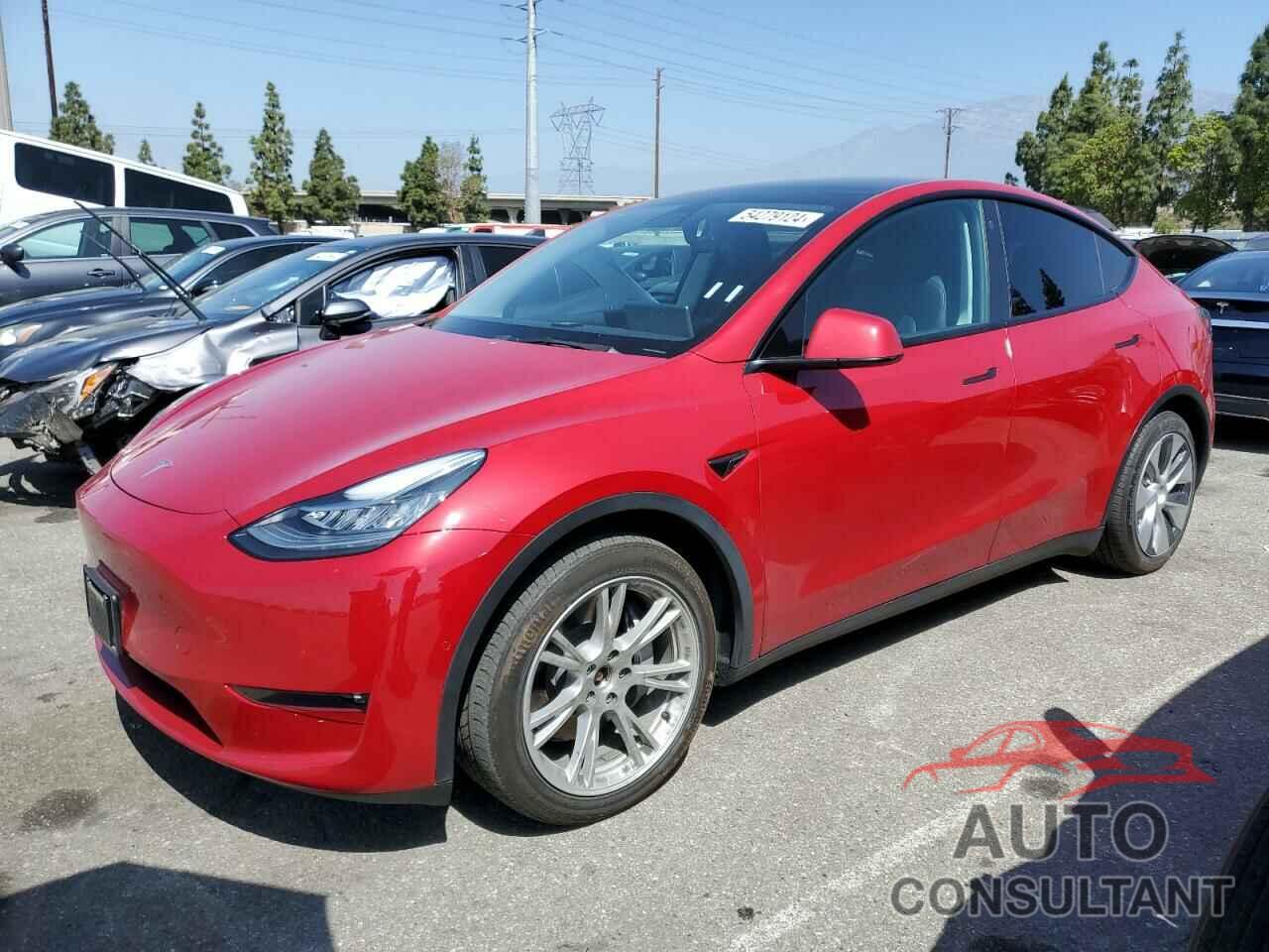 TESLA MODEL Y 2021 - 5YJYGAEEXMF282633