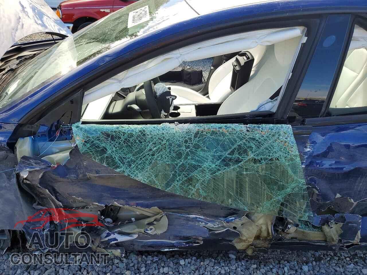 TESLA MODEL 3 2021 - 5YJ3E1EBXMF926928