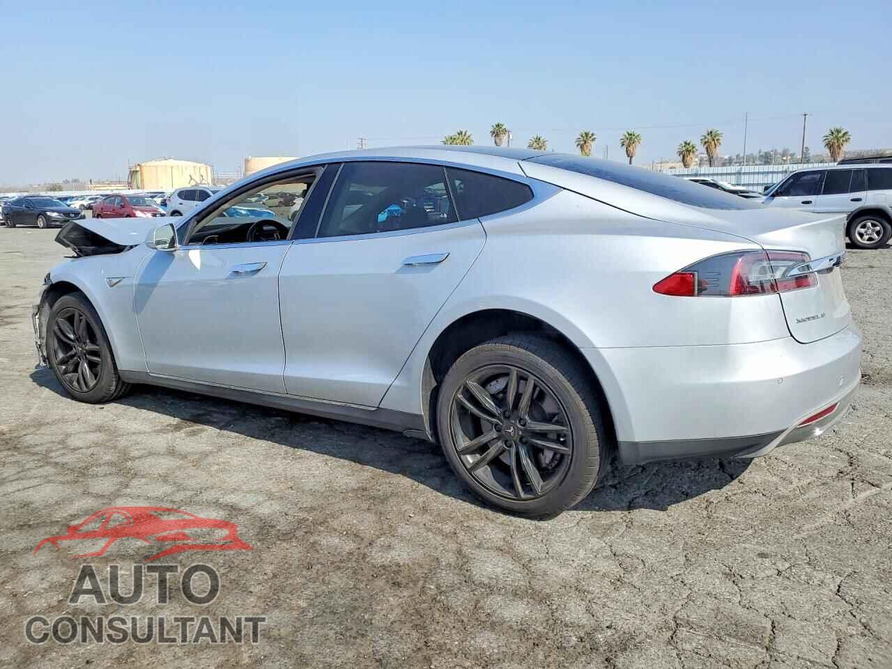 TESLA MODEL S 2014 - 5YJSA1S11EFP48685