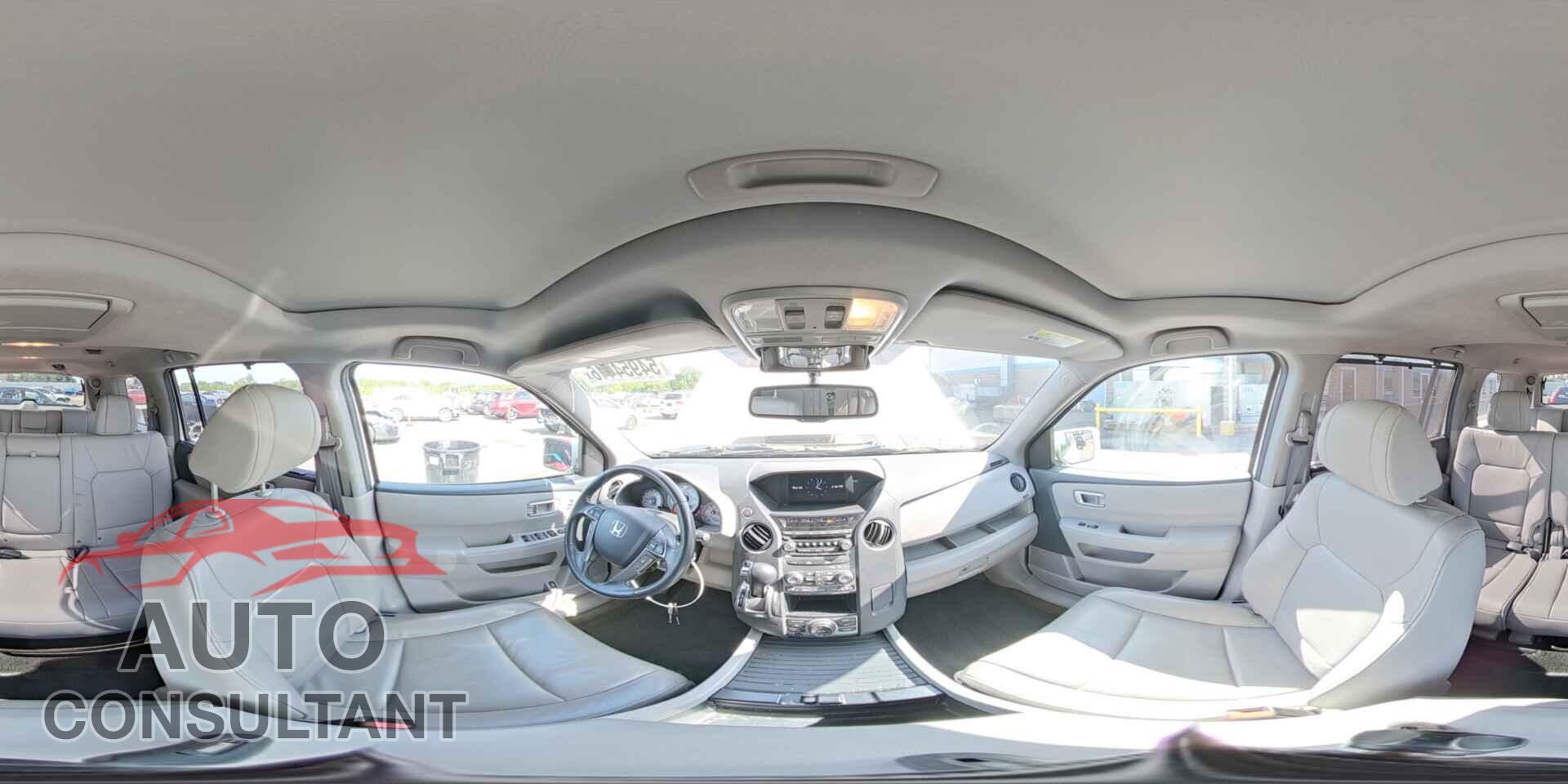 HONDA PILOT 2015 - 5FNYF4H91FB017475