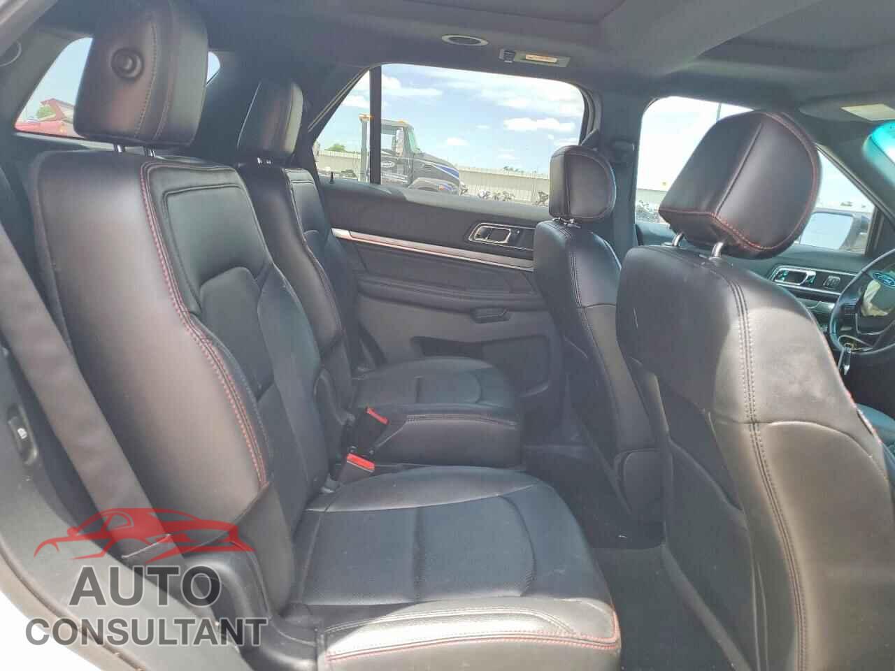 FORD EXPLORER 2017 - 1FM5K8GT7HGE02675
