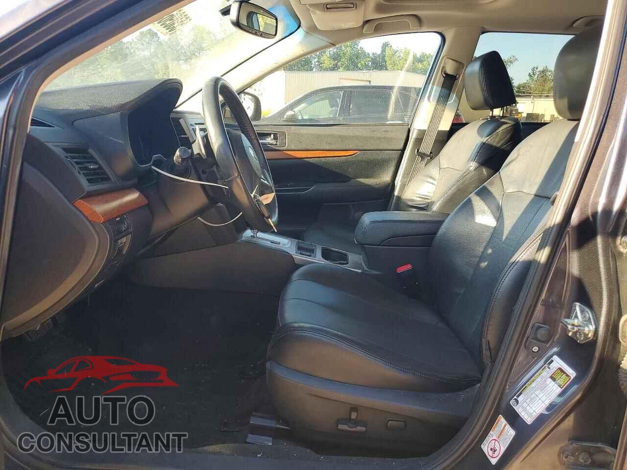 SUBARU OUTBACK 2013 - 4S4BRBKC7D3283532