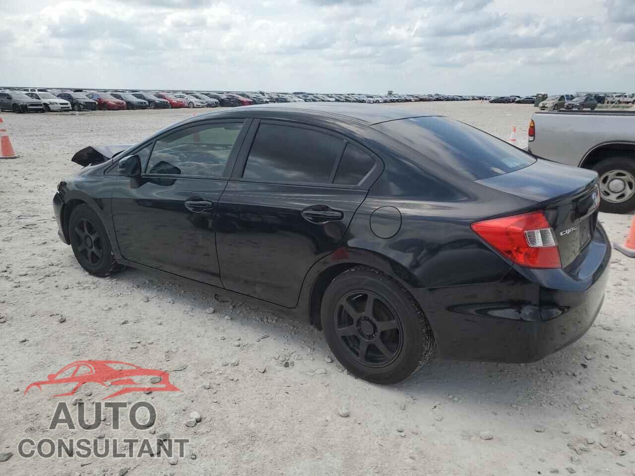 HONDA CIVIC 2012 - 2HGFB2F57CH587107