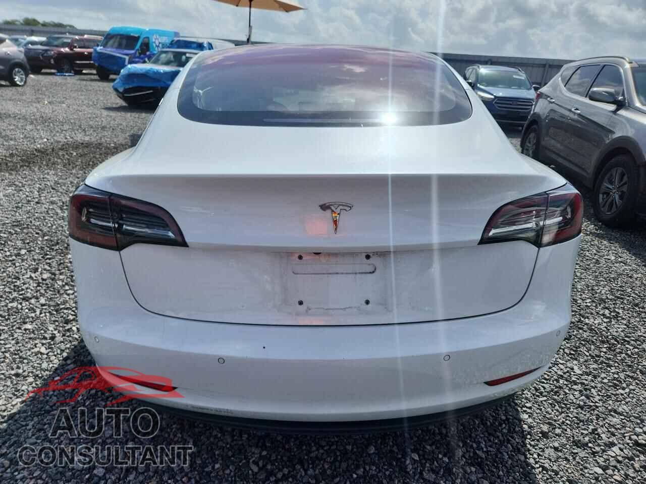 TESLA MODEL 3 2018 - 5YJ3E1EA2JF025085