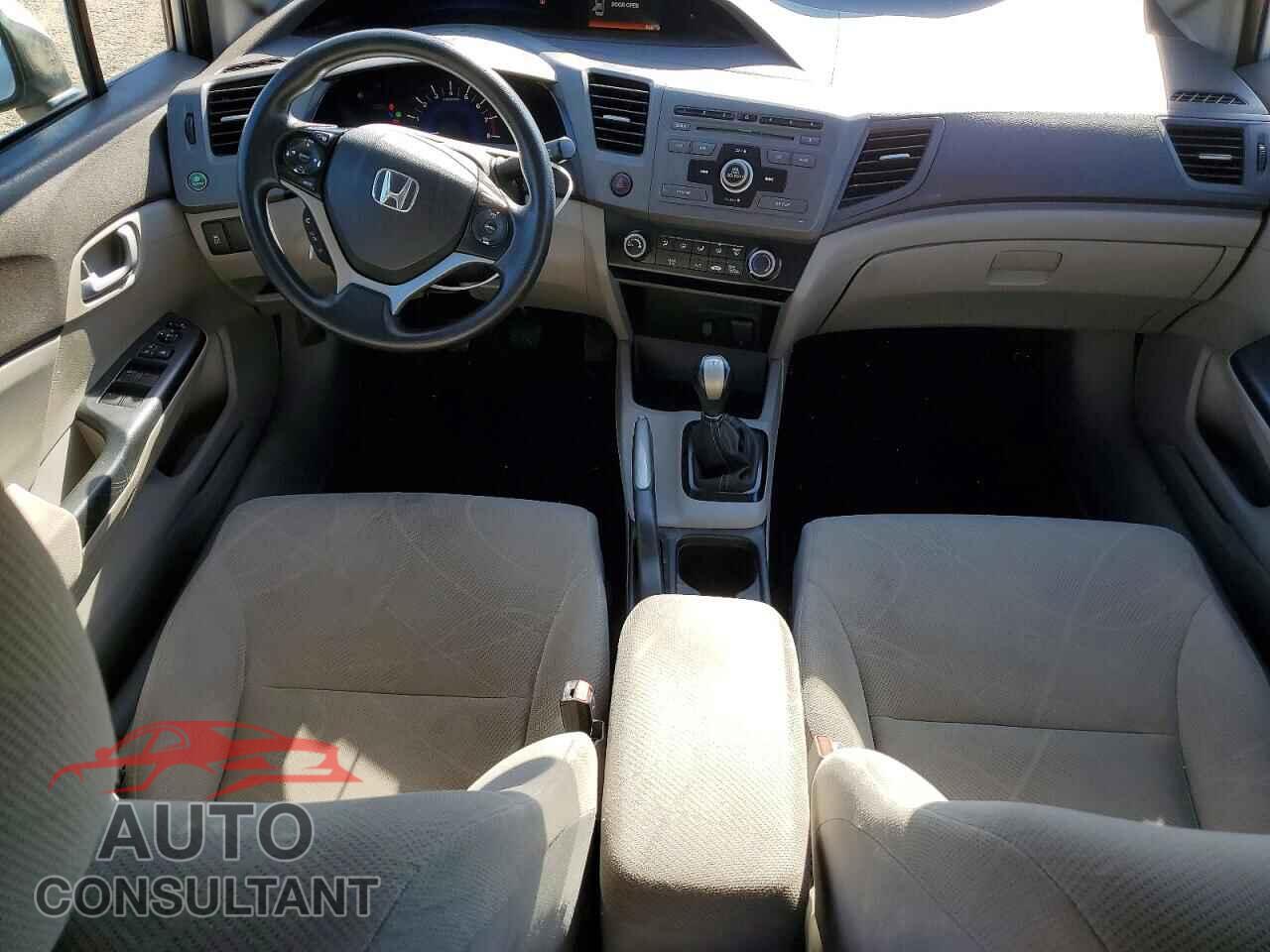HONDA CIVIC 2012 - 2HGFB2E40CH005809