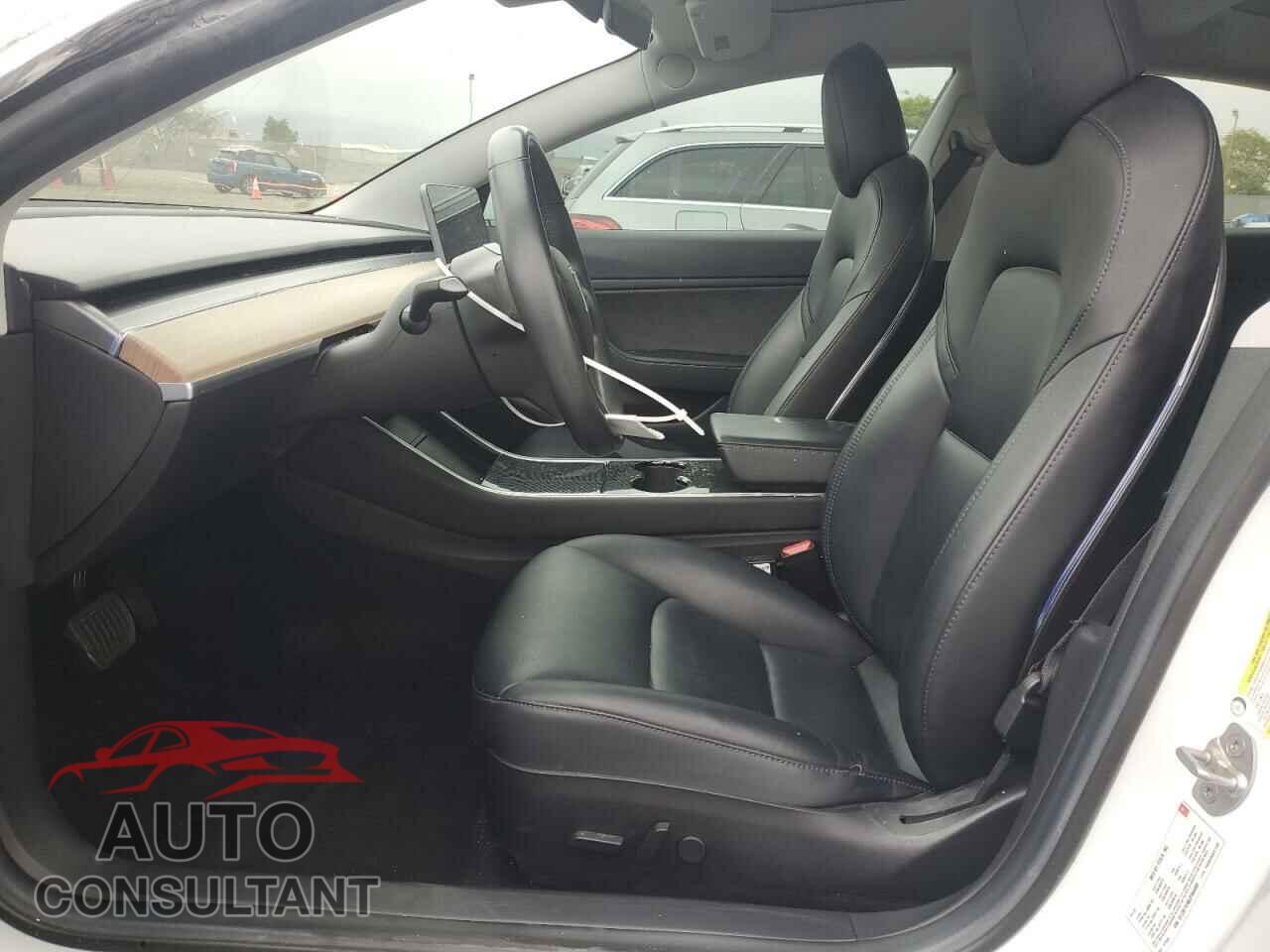 TESLA MODEL 3 2018 - 5YJ3E1EA8JF044465