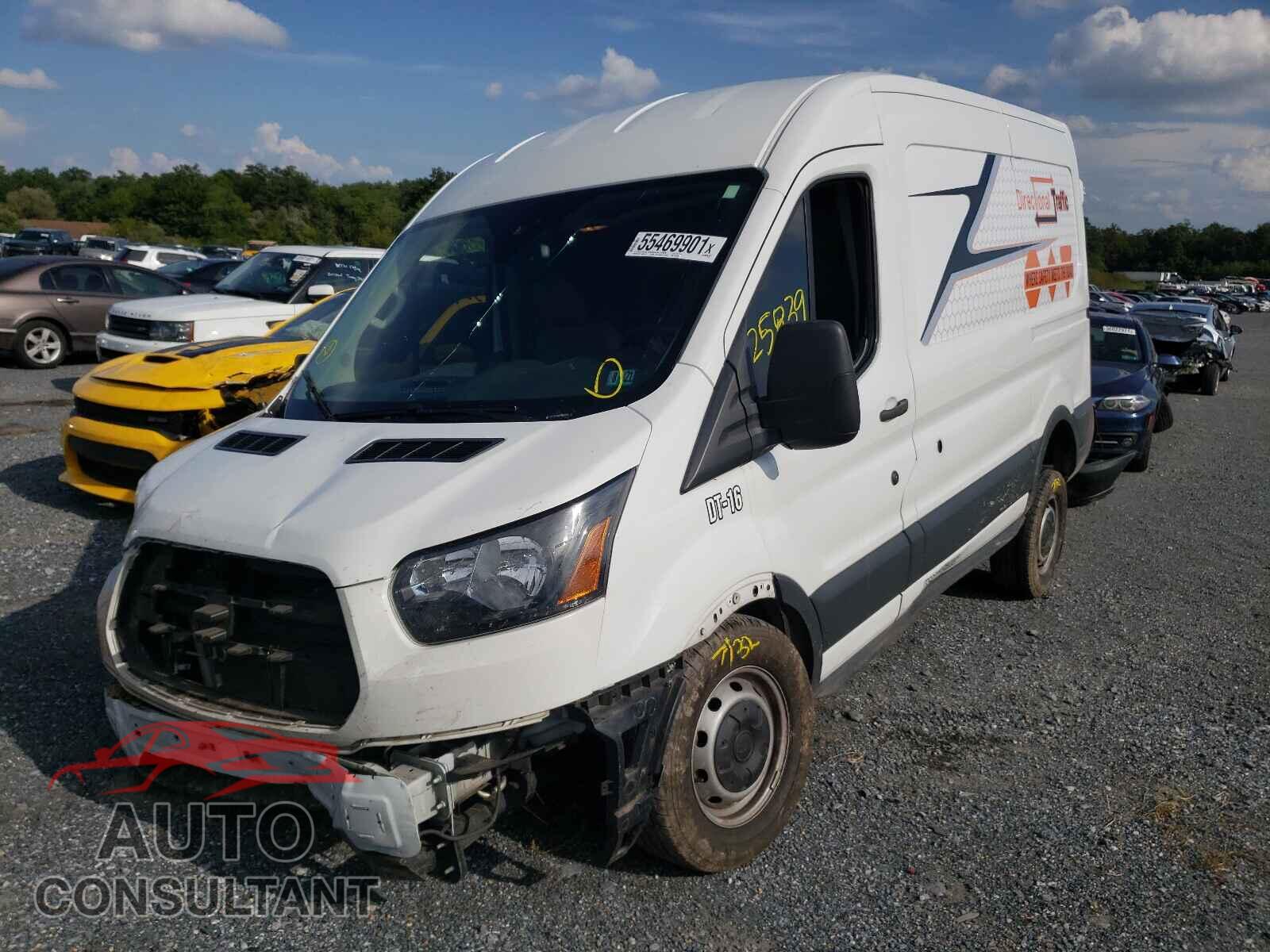 FORD TRANSIT CO 2018 - 1FTYR1CM6JKB28200