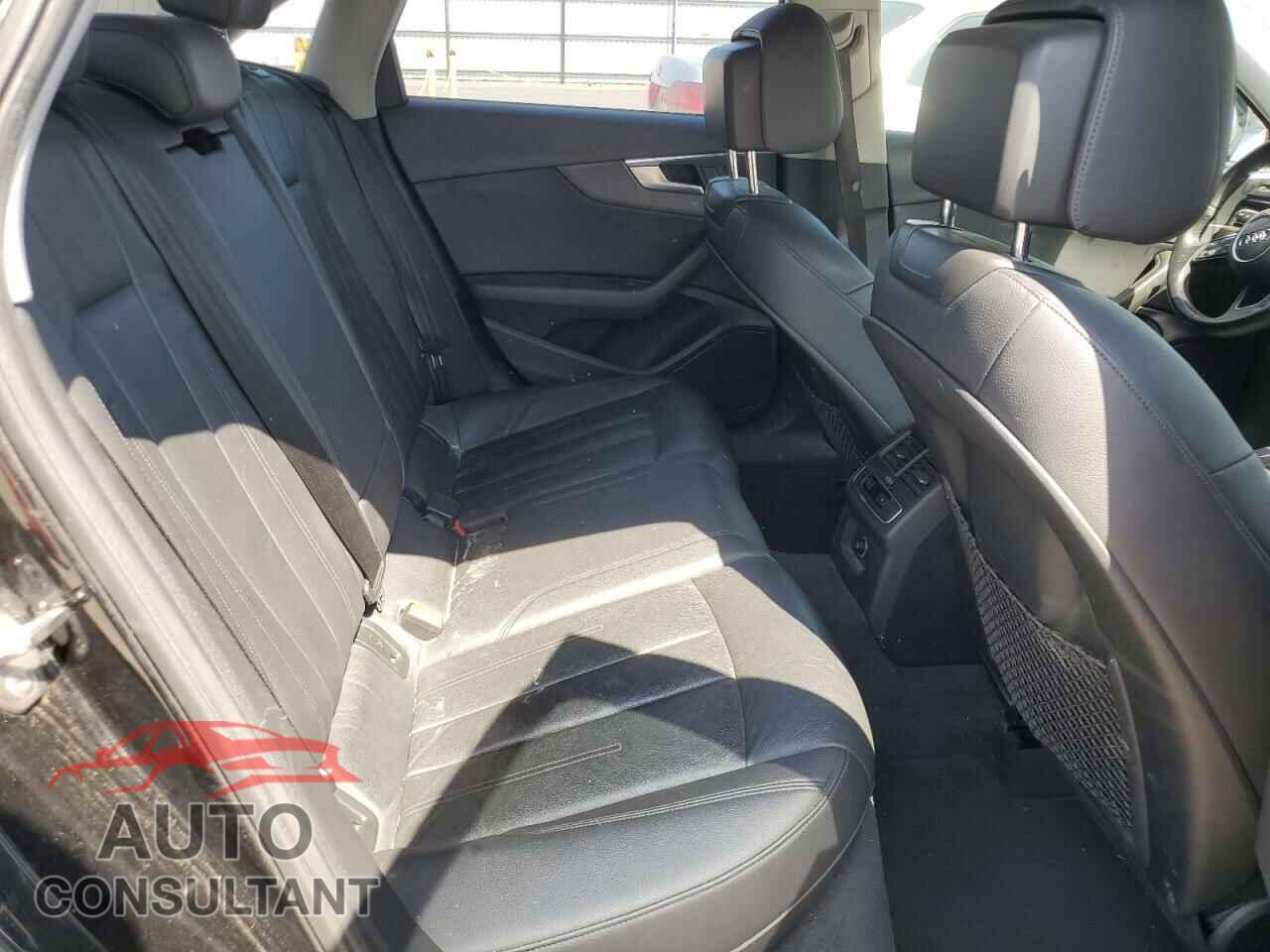 AUDI A4 2017 - WAUKMAF47HN038513