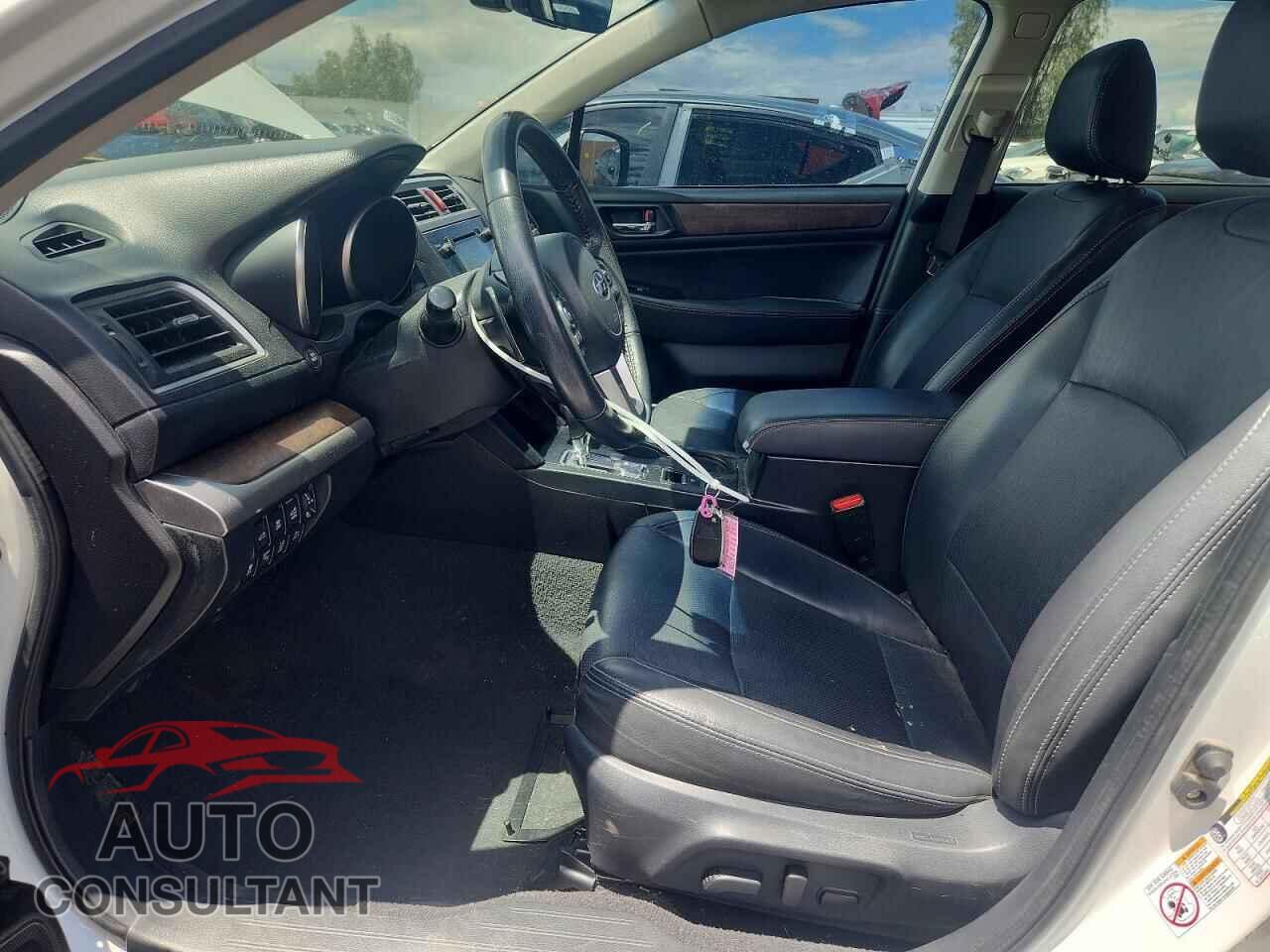 SUBARU OUTBACK 2017 - 4S4BSANC5H3292407
