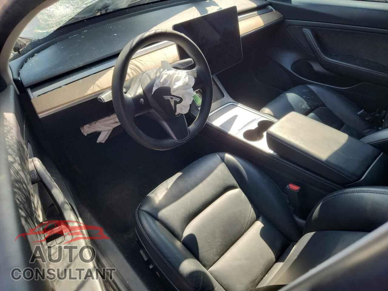 TESLA MODEL 3 2021 - 5YJ3E1EA4MF852106