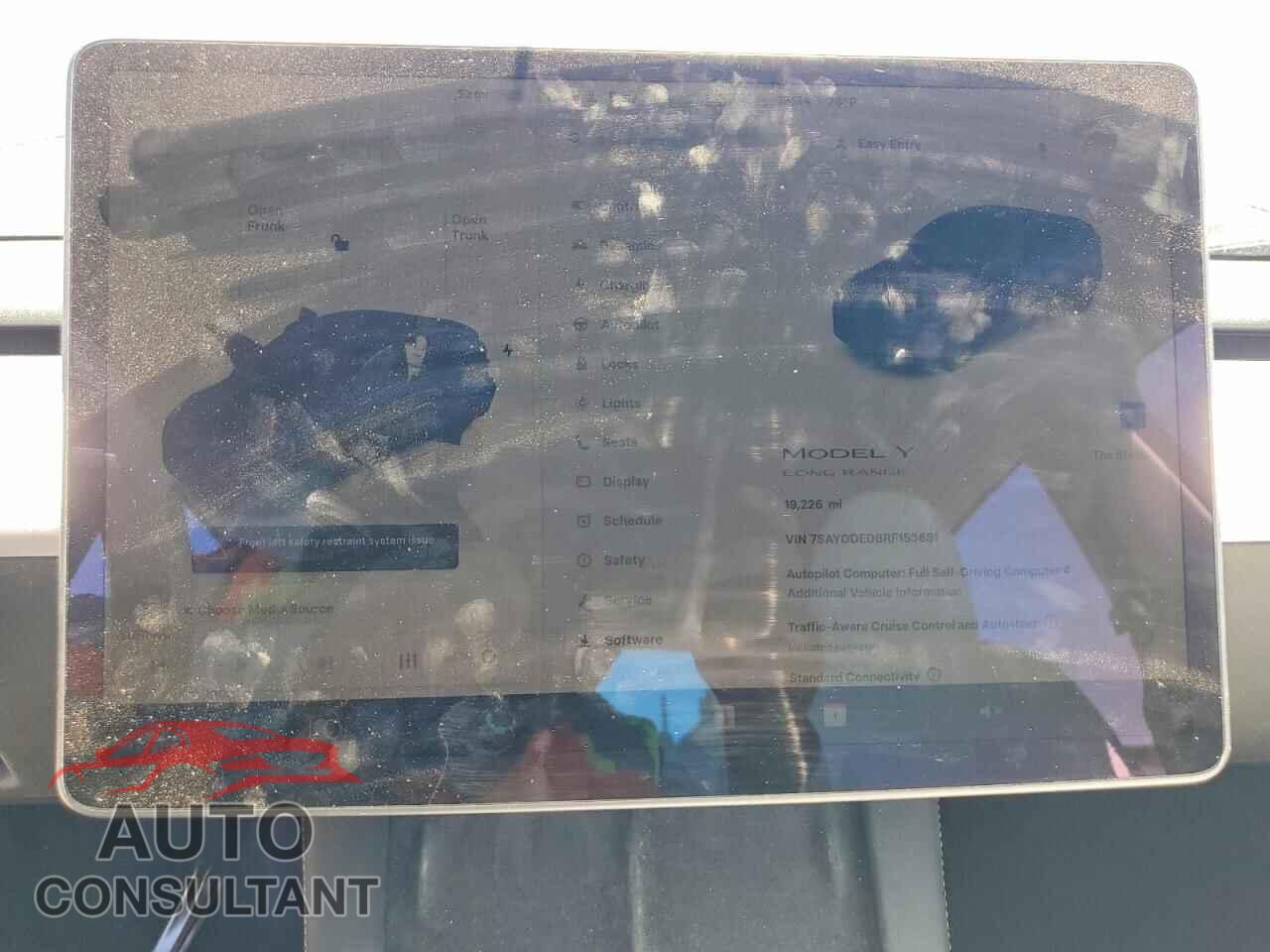 TESLA MODEL Y 2024 - 7SAYGDED8RF153681