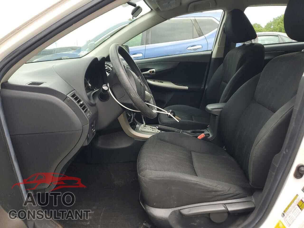 TOYOTA COROLLA 2011 - 2T1BU4EE8BC641916