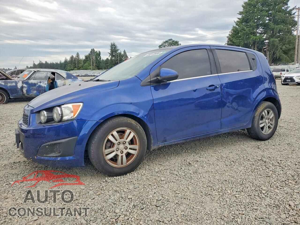 CHEVROLET SONIC 2014 - 1G1JC6SG4E4227483