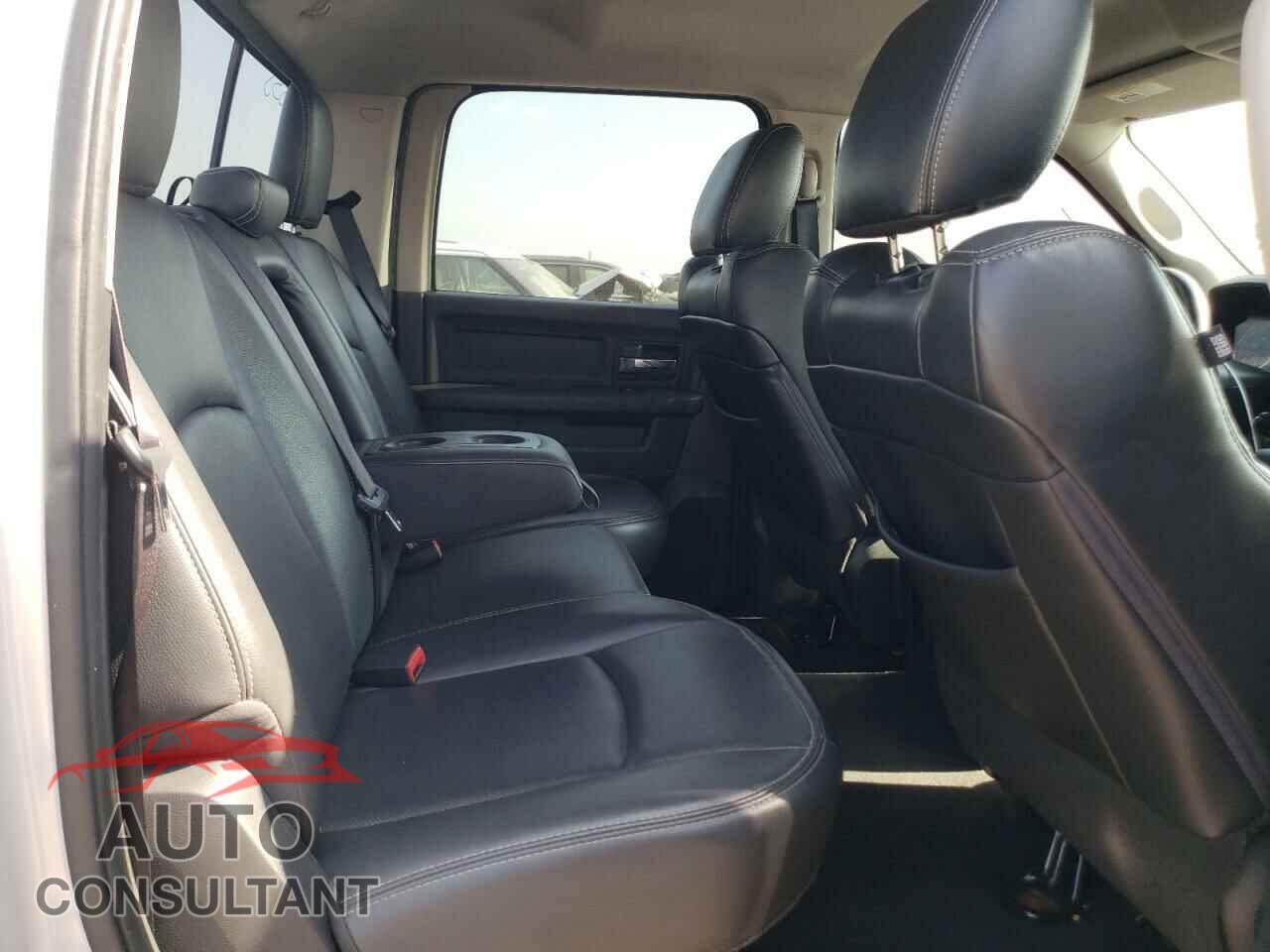 DODGE RAM 1500 2012 - 1C6RD7MT5CS304773