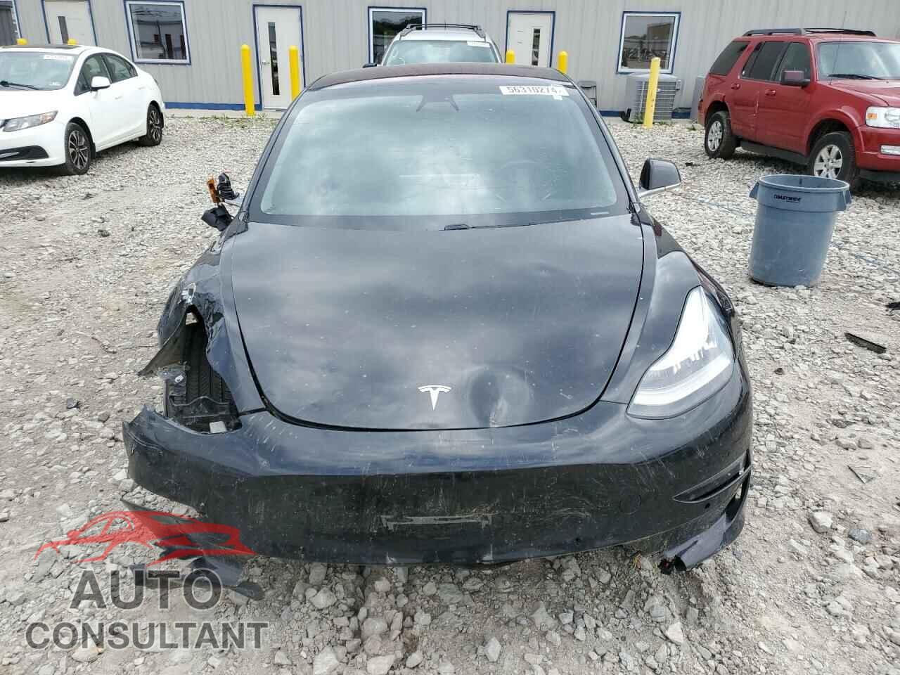 TESLA MODEL 3 2019 - 5YJ3E1EB5KF199176