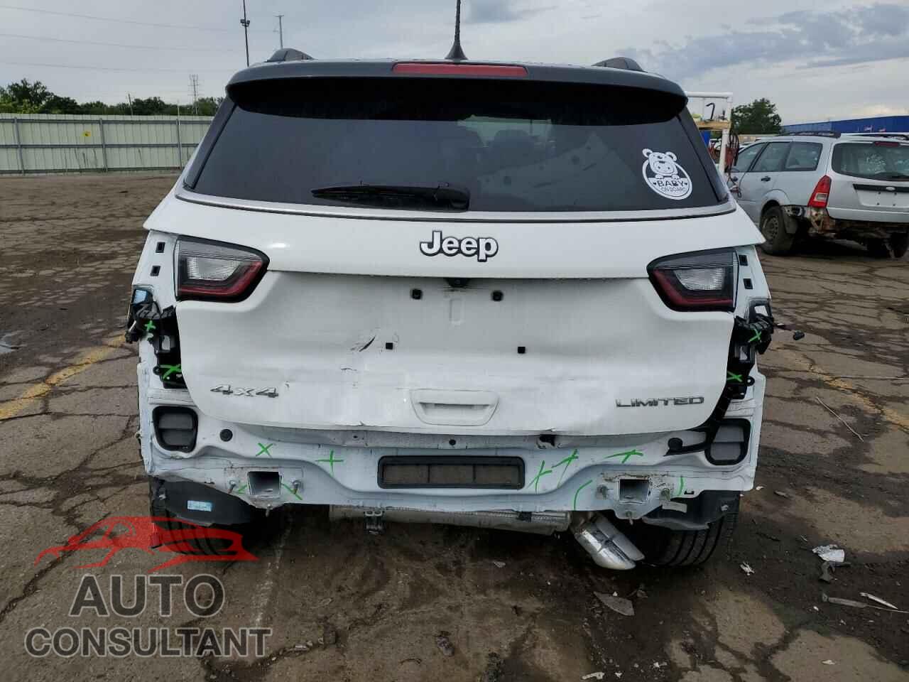 JEEP COMPASS 2022 - 3C4NJDCB8NT203235