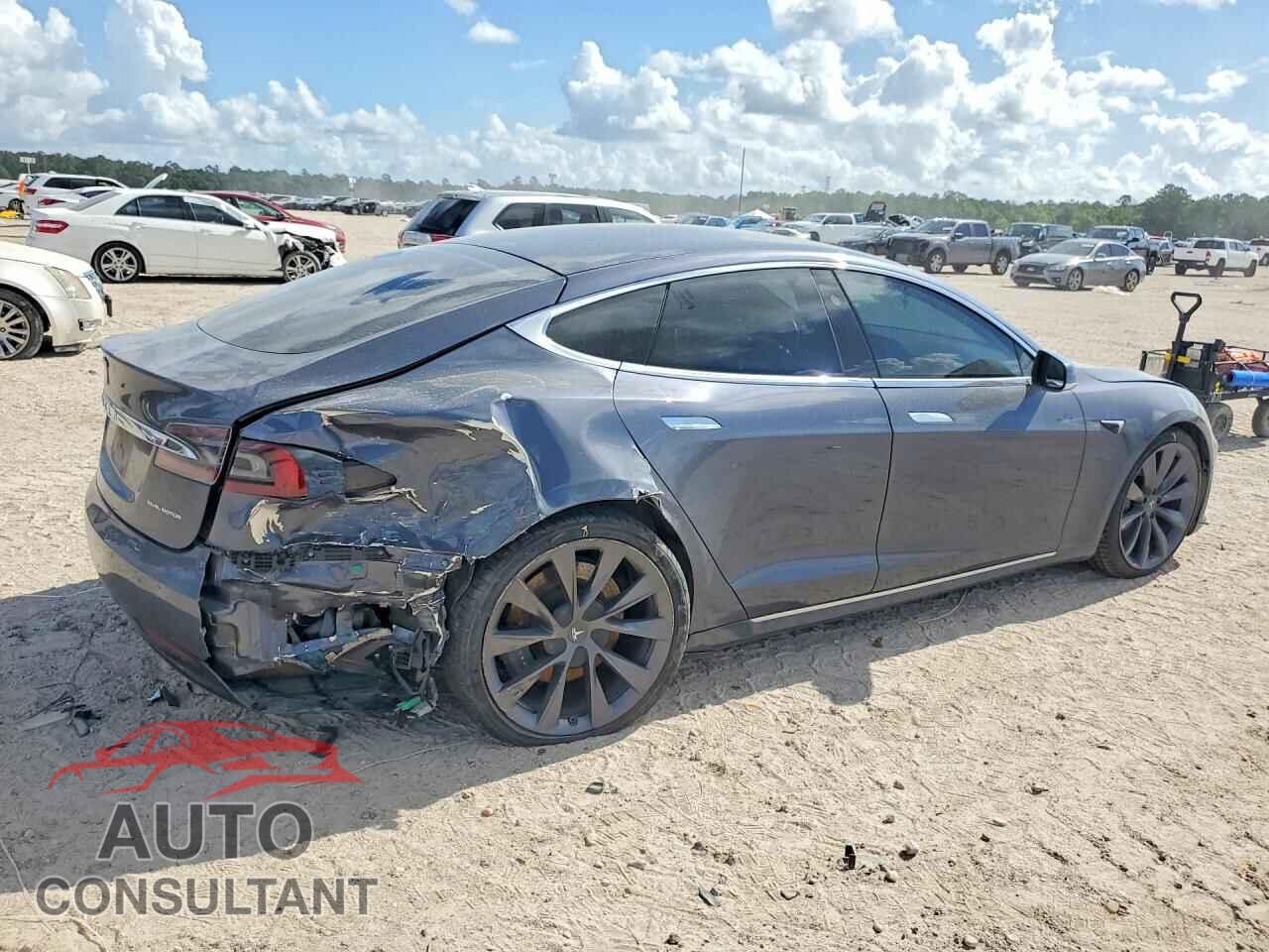 TESLA MODEL S 2021 - 5YJSA1E22MF426978