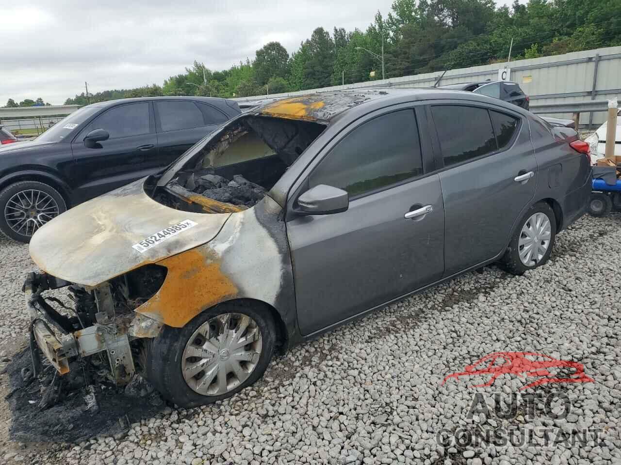 NISSAN VERSA 2018 - 3N1CN7AP3JL885482