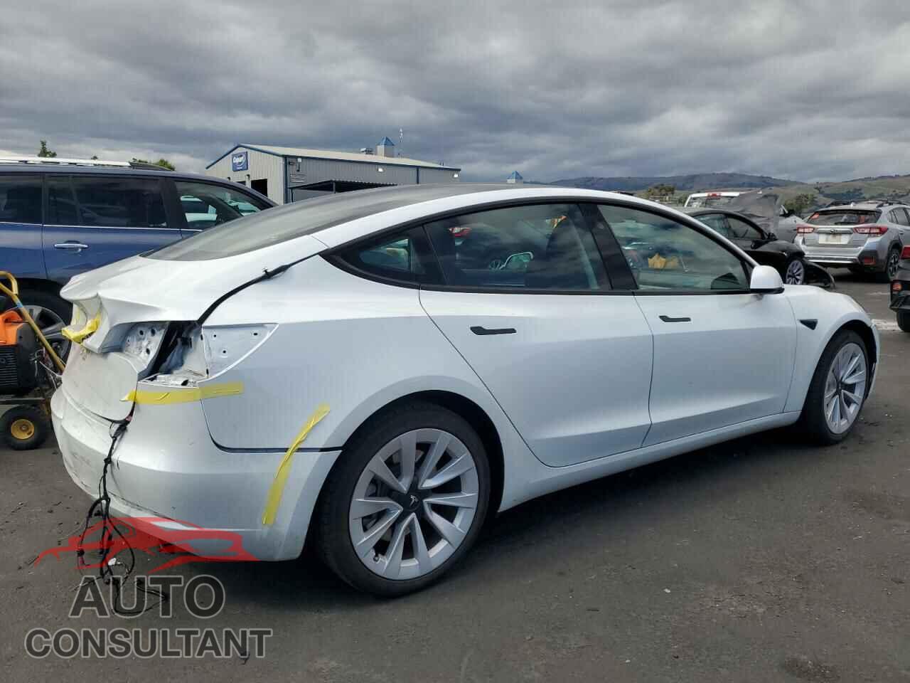 TESLA MODEL 3 2023 - 5YJ3E1EA6PF451337